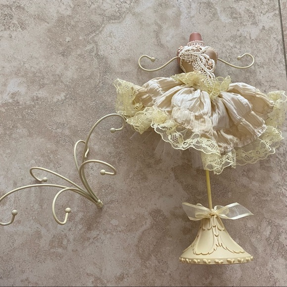 Vintage jewelry holder - Picture 2 of 8